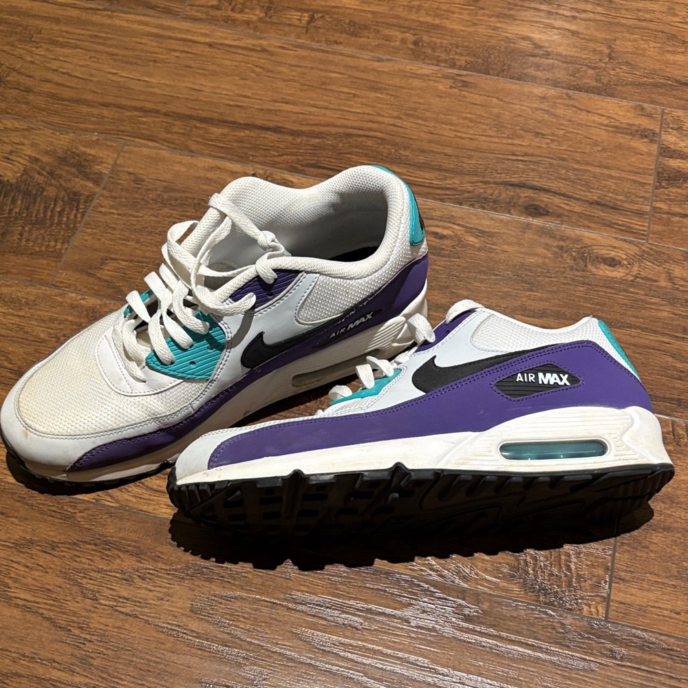 Nike Air Max White and Purple with Teal Accents